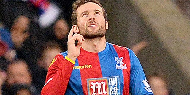 Crystal Palace's French midfielder Yohan Cabaye celebrates scoring his team's first goal during the English Premier League football match between Crystal Palace and Southampton at Selhurst Park in south London on December 12, 2015. AFP PHOTO / GLYN KIRK RESTRICTED TO EDITORIAL USE. No use with unauthorized audio, video, data, fixture lists, club/league logos or 'live' services. Online in-match use limited to 75 images, no video emulation. No use in betting, games or single club/league/player publications. / AFP / GLYN KIRK (Photo credit should read GLYN KIRK/AFP/Getty Images)