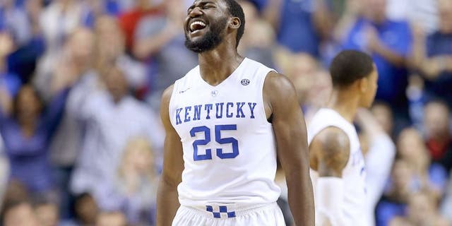 LEXINGTON, KY - DECEMBER 26: Dominique Hawkins #25 of the Kentucky Wildcats celebrates against the Louisville Cardinals at Rupp Arena on December 26, 2015 in Lexington, Kentucky. (Photo by Andy Lyons/Getty Images)