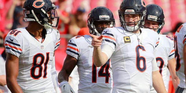 Dec 27, 2015; Tampa, FL, USA;Chicago Bears quarterback Jay Cutler (6) points works out prior to the game against the Tampa Bay Buccaneers at Raymond James Stadium. Mandatory Credit: Kim Klement-USA TODAY Sports