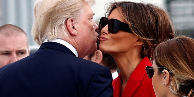 melania paris 13