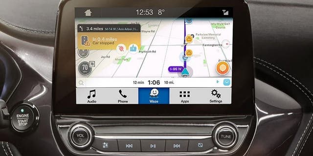 Ford's Sync3 infotainment system can mirror the Waze app on its display.