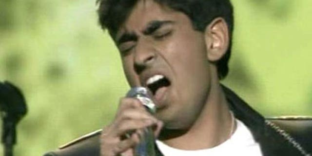 Anoop stuns with outfit and performance, then ridicules judges. Not good, Anoop.
