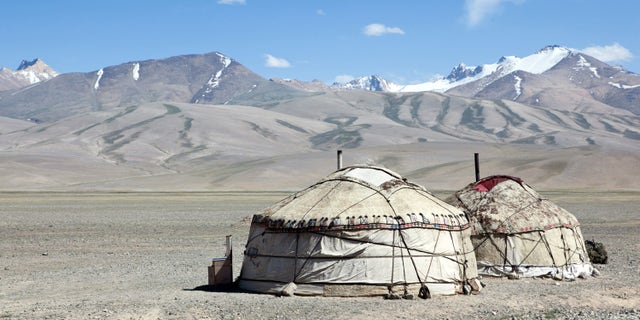 The summer is short on the 3800-meter Alichur Plateau. Some snow, only a few hundred meters higher, never melts.