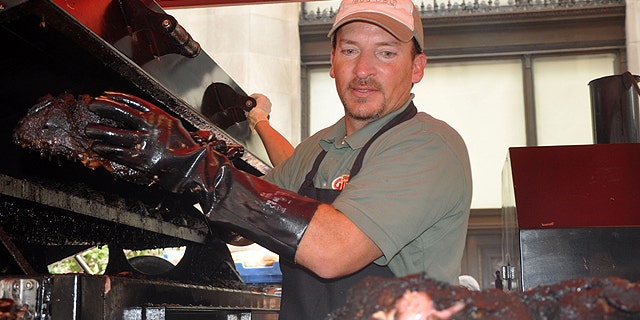 Pitmaster Chris Lilly of Big Bob Gibson Bar-B-Q