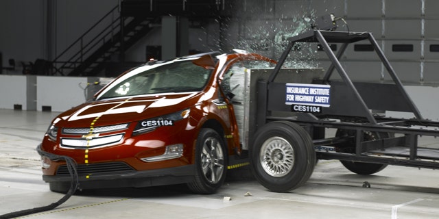 Chevrolet Volt IIHS Crash Test