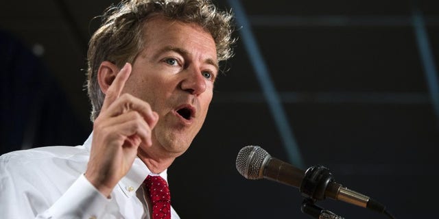 Republican Kentucky Sen. Rand Paul speaks during the inaugural Freedom Summit meeting for conservative speakers in Manchester, N.H., April 12, 2014. (REUTERS/Lucas Jackson)