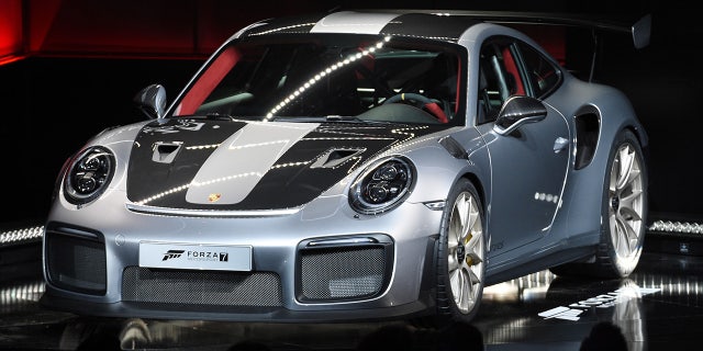 Porsche 911