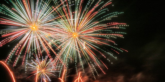 Firework-lovers in Nashville can also check out some free concerts at Fifth Avenue and Broadway.