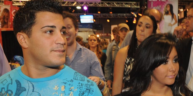 Oct. 15, 2011: Boyfriend Jionni LaValle and Snooki are seen at the Nashville Convention Center in Nashville, Tenn.