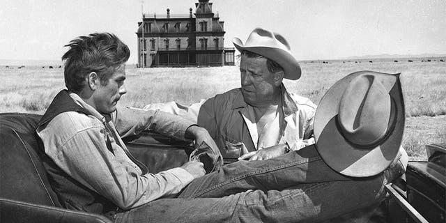 George Stevens (left) with James Dean.