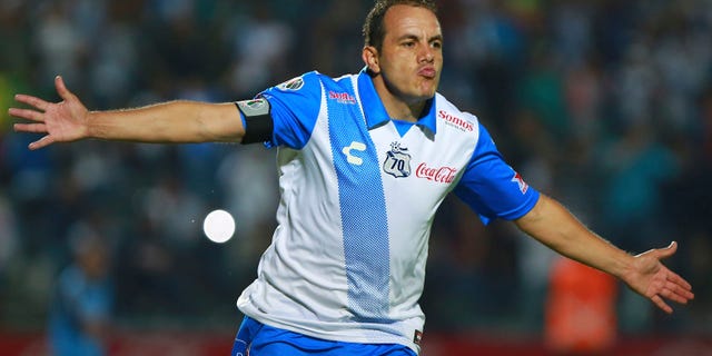 PUEBLA, MEXICO - APRIL 07: Cuauhtemoc Blanco of Puebla celebrates after scoring the third goal of his team During a semifinal match Between Puebla and Monterrey as part of Clausura 2015 Copa MX BUAP at Olimpico Universitario Stadium on April 07, 2015 in Puebla, Mexico. (Photo by Hector Vivas / LatinContent / Getty Images)