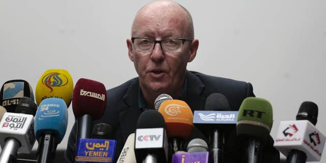 United Nations humanitarian coordinator for Yemen, Jamie McGoldrick, speaks to journalists during a press conference in Sanaa, Yemen, Monday, Jan. 16, 2017. (AP Photo/Hani Mohammed)