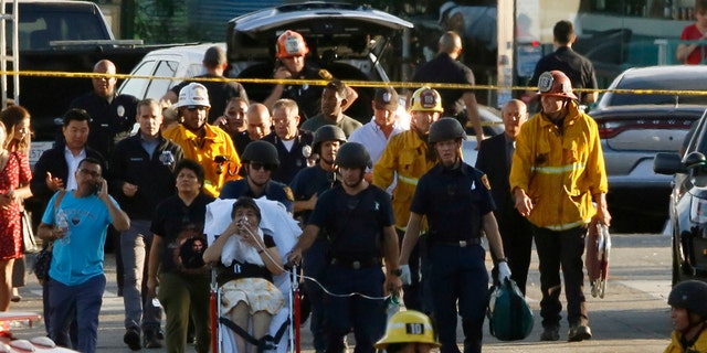 Hostages Freed After Trader Joes Standoff In La Suspect Surrenders