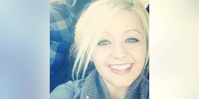 Sharista Giles, who gave birth while in a coma, died on Monday, three years after she regained consciousness.