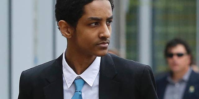 Teman tersangka pengeboman Boston Marathon memperbarui upaya untuk memindahkan persidangan ke luar Boston