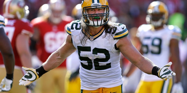 FILE - In this Sept. 8, 2013 file photo, Green Bay Packers outside linebacker Clay Matthews (52) gestures during the fourth quarter of an NFL football game against the San Francisco 49ers in San Francisco. Some good injury news for the Packers for a change: pass-rushing star Matthews might be on his way back to the field, with a club wrapped around his right hand to protect an injured thumb. (AP Photo/Ben Margot, File)