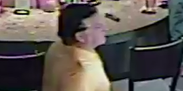 Man Who Pulled Womans Hijab At Restaurant Faces Assault Charges Cops Say Fox News 8125