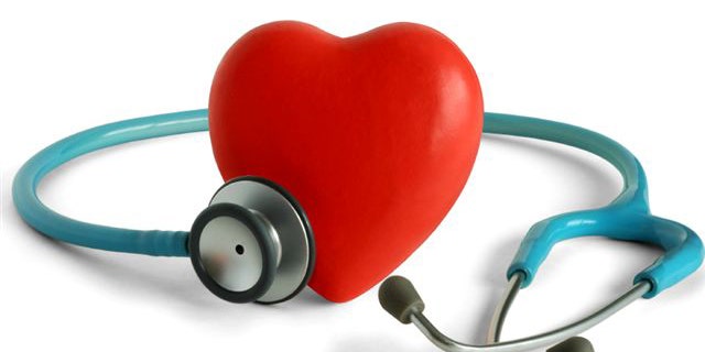 Ter muito colesterol no sangue pode levar a eventos cardiovasculares, como ataque cardíaco e derrame.