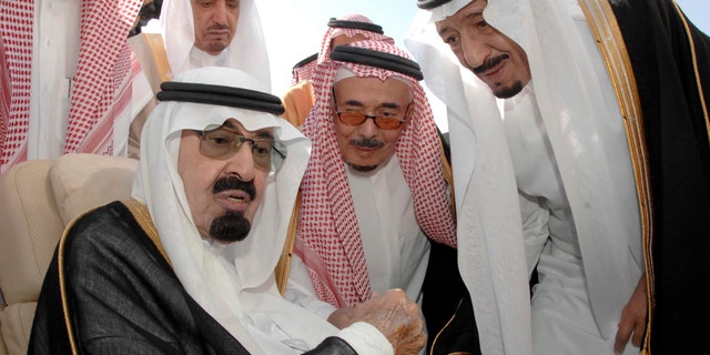 The royal family, including Saudi King Abdullah, (l.), is believed tobe concerned about homegrown jihadists. (AP)