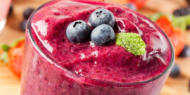 When%20you're%20tossing%20fruit%2C%20ice%20and%20other%20smoothie%20mix-ins%20into%20your%20blender%2C%20take%20an%20extra%20second%20to%20add%20one%20more%20metabolism-boosting%20ingredient%20%E2%80%94%20whey%20protein%20powder.%20%26quot%3BWhey%20protein%20increases%20calorie%20burn%20and%20fat%20utilization%2C%20helps%20the%20body%20maintain%20muscle%2C%20and%20triggers%20the%20brain%20to%20feel%20full%2C%26quot%3B%20says%20Paul%20Arciero%2C%20a%20professor%20in%20the%20Health%20and%20Exercise%20Sciences%20Department%20at%20Skidmore%20College%20who%20has%20studied%20whey's%20effects%20on%20the%20body.%20All%20types%20of%20protein%20rev%20up%20your%20metabolism%20%E2%80%94%20protein%20has%20a%20thermogenic%20effect%2C%20meaning%20it%20makes%20your%20body%20produce%20more%20heat%20and%2C%20in%20turn%2C%20burn%20more%20calories%20%E2%80%94%20but%20whey%20may%20be%20the%20most%20effective%20non-animal%20protein.%20A%20study%20published%20in%20the%20American%20Journal%20of%20Clinical%20Nutrition%20revealed%20that%20fat%20oxidation%20and%20the%20thermic%20effect%20was%20greater%20with%20whey%20than%20with%20soy%20or%20casein.%0A