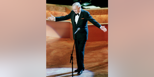 A collection of Frank Sinatra's old personal items have been put on the auction block by a family who worked for the singer.