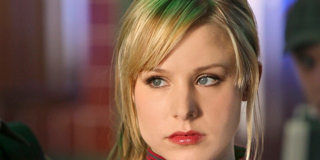 This 2007 publicity photo supplied by the CW shows Kristen Bell,  who plays the title role in "Veronica Mars" on The CW Network.