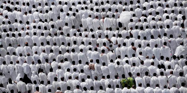 Westlake Legal Group 52edc42d5d9e4066bf7126fdbbfbe025 Saudi Arabia warns pilgrims to wait on booking Hajj amid coronavirus, has not cancelled holy event Hollie McKay fox-news/world/world-regions/saudi-arabia fox-news/world/world-regions/middle-east fox-news/world/religion/islam fox-news/health/infectious-disease/coronavirus fox-news/health fox news fnc/world fnc fe6c7f18-b484-5483-8900-811b27d55626 article