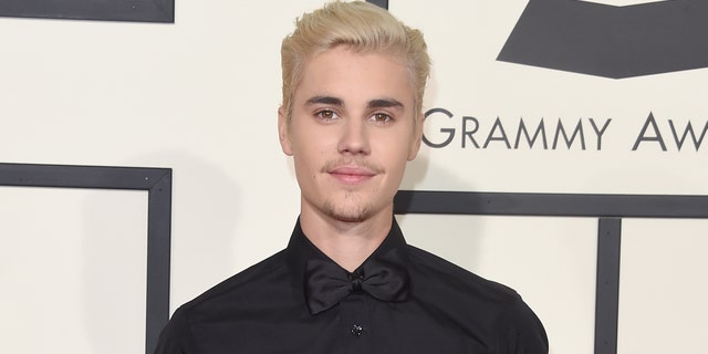 Justin Bieber attends on February 15, 2016 in Los Angeles, California.