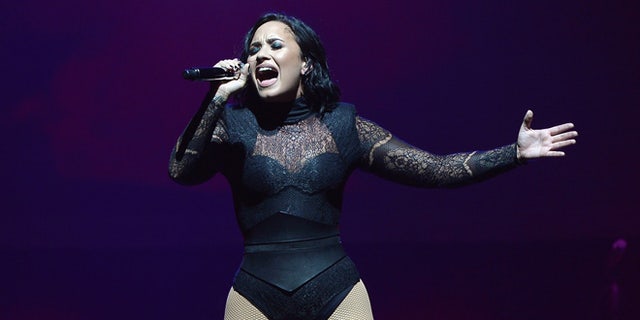 SUNRISE, FL - JULY 01:  Demi Lovato performs at BB&amp;T Center on July 1, 2016 in Sunrise, Florida.  (Photo by Gustavo Caballero/Getty Images)