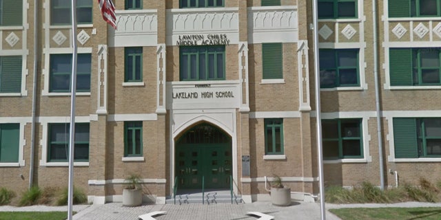 A fundraising form was sent out to parents from the Lawton Chiles Middle Academy stating that for $100 parents could get their kids to the front of the lunch line.