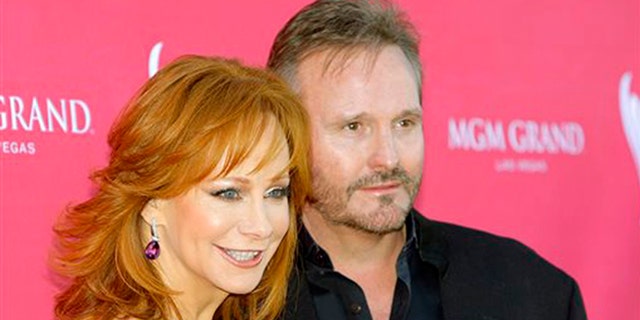 62511c78-Orang Reba McEntire