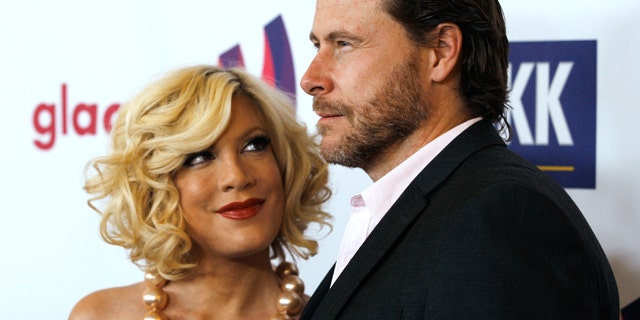 Tori Spelling and husband Dean McDermott