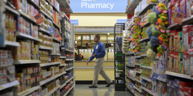 A woman has accused an Oklahoma City Walmart pharmacy of mixing different prescriptions into one pill bottle.