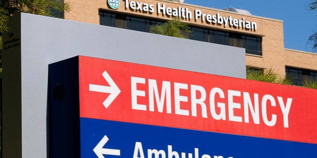 A general view of the Texas Health Presbyterian Hospital is seen in Dallas, Texas, October 4, 2014. U.S. health officials have fielded inquiries about as many as 100 potential cases of Ebola since the first patient with the deadly virus was detected in the country, but no new infections have been identified, a senior health official said on Saturday. REUTERS/Jim Young (UNITED STATES - Tags: HEALTH DISASTER) - RTR48XMJ