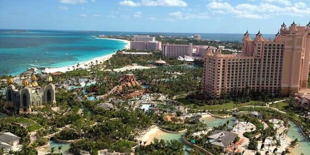 The most amazing hotel pools in the Bahamas | Fox News