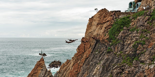 While locals admit the town isn’t what it used it be during Acapulco’s glory days, the city’s dangerous side doesn’t seem to be affecting tourism.