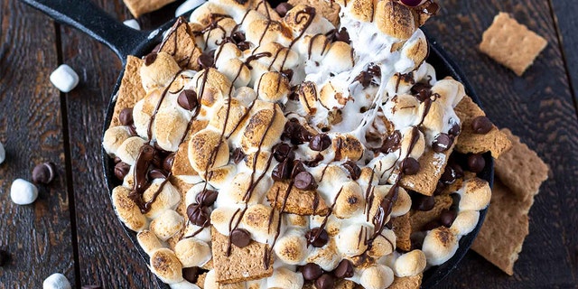 Diving into a bowl of this dreamy dip sounds like the perfect way to end the game.