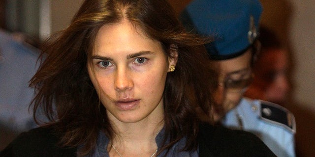 Amanda Knox wrote a letter of tribute to her roommate who was brutally murdered ten years ago.