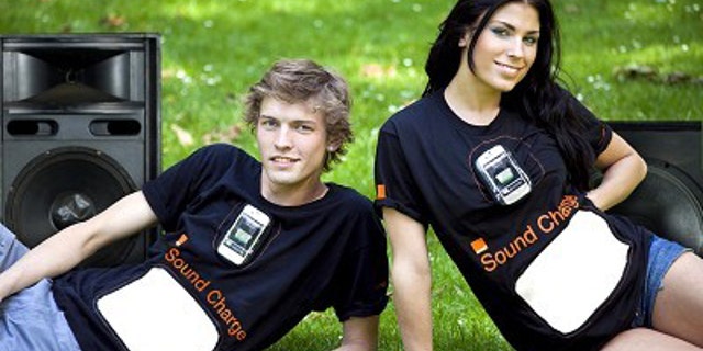A new experimental t-shirt from mobile phone provider Orange can charge a cell phone.