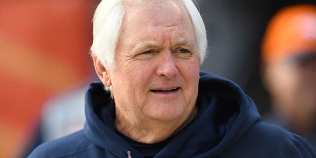 Jan 1, 2017; Denver, CO, USA; Denver Broncos defensive coordinator Wade Phillips before the game against the Oakland Raiders at Sports Authority Field. Mandatory Credit: Ron Chenoy-USA TODAY Sports