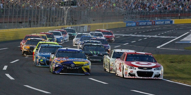 Cars competed in the 2017 All-Star race at Charlotte Motor Speedway in their normal configuration.