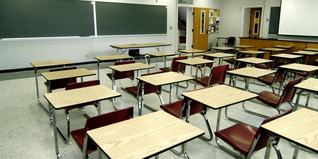 File: June 2006: An empty classroom in Jackson, MIss.