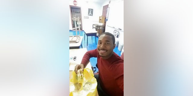 This photo provided by Beverly Smith shows her son, Alonzo Smith. Two security guards investigated in the death of the special education teacher who died after being taken into custody at a District of Columbia apartment building will not face charges, prosecutors said Thursday, Oct. 13, 2016. (Beverly Smith via AP)