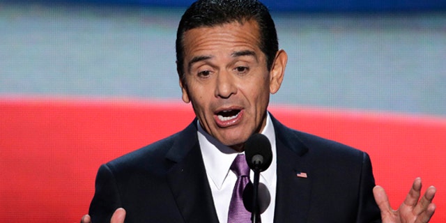 Los Angeles Mayor Antonio Villaraigosa Says He Intends To Run For ...