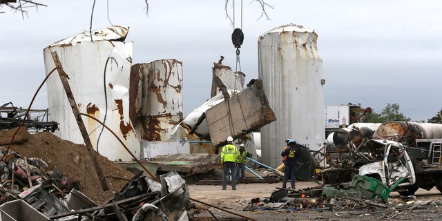 Texas Officials Launch Criminal Investigation Into Fertilizer Plant Explosion That Killed 14 5295