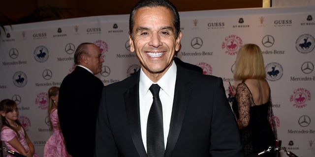 BEVERLY HILLS, CA - OCTOBER 11: Former Los Angeles Mayor Antonio Villaraigosa attends the 2014 Carousel of Hope Ball presented by Mercedes-Benz at The Beverly Hilton Hotel on October 11, 2014 in Beverly Hills, California. (Photo by Michael Buckner/Getty Images)
