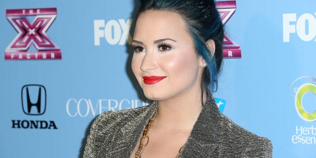 LOS ANGELES, CA - NOVEMBER 04: Singer Demi Lovato attends Fox's "The X Factor" Finalist Party at the SLS Hotel on November 4, 2013 in Los Angeles, California. (Photo by Frederick M. Brown/Getty Images)