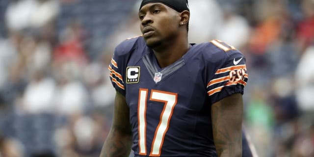 Sep 11, 2016; Houston, TX, USA; Chicago Bears wide receiver Alshon Jeffery (17) before the game against the Houston Texans at NRG Stadium. Mandatory Credit: Kevin Jairaj-USA TODAY Sports