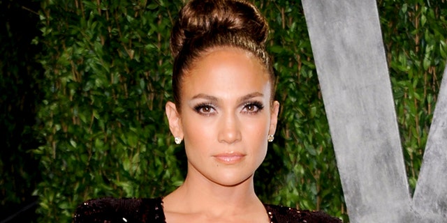 9ad295b2-TV-Jennifer Lopez-Pilot