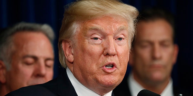 U.S. President Donald Trump speaks after meeting with police at the Las Vegas Metropolitan Police Department in the wake of the mass shooting in Las Vegas, Nevada, U.S., October 4, 2017